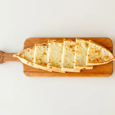 Kaşarlı Pide